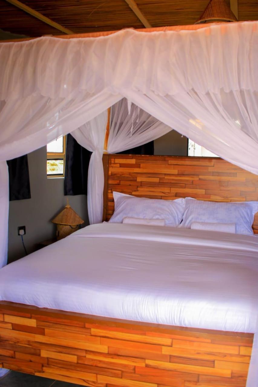 Amanya 3-Bedroom Hut Amboseli Zewnętrze zdjęcie