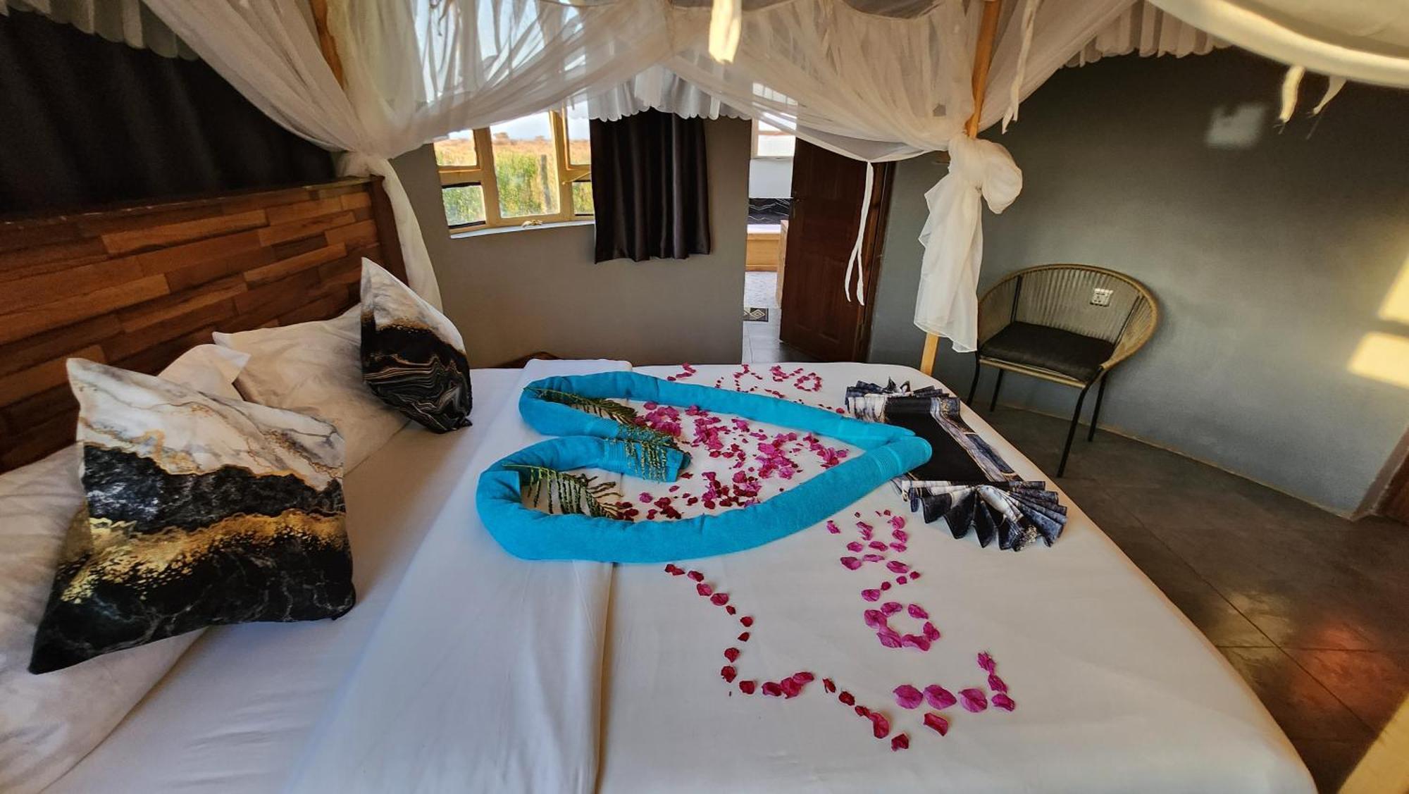 Amanya 3-Bedroom Hut Amboseli Zewnętrze zdjęcie