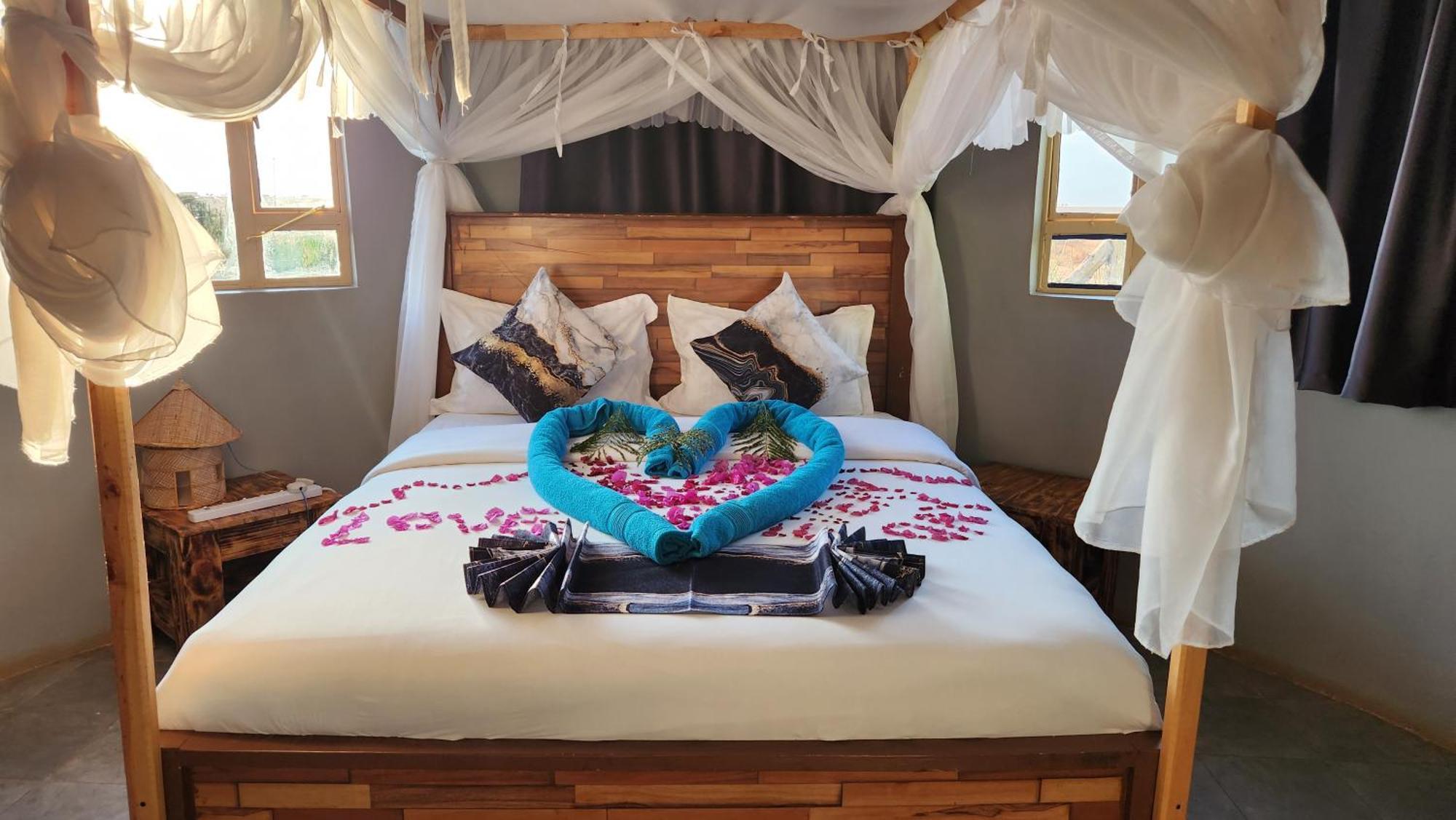 Amanya 3-Bedroom Hut Amboseli Zewnętrze zdjęcie